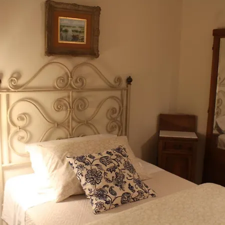 Boutique Fox's Hotel